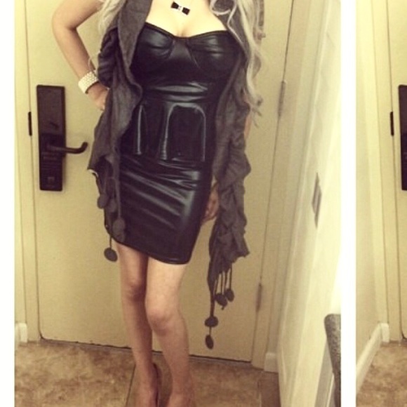 3/30 Little black dress leather peplum skirt cut - Picture 6 of 6